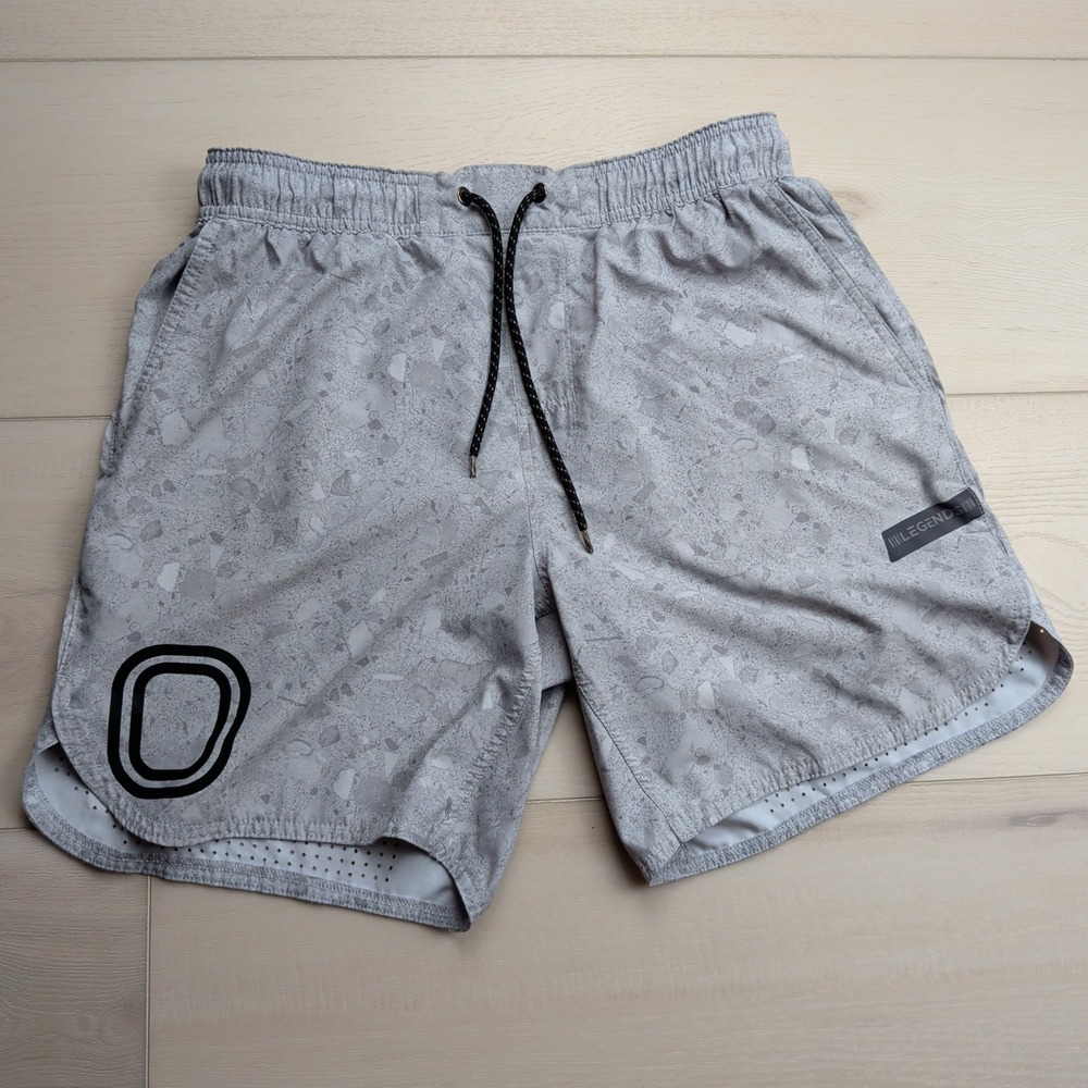 Legends Overtime Luka Shorts Mens M 7" Gray Performance Stretch Activewear Gym